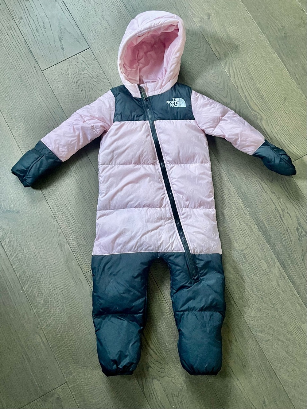 The North Face Kids baby Pink Jacket bunting snowsuit
